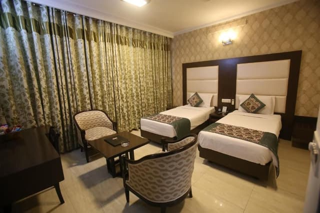 Superior King Room