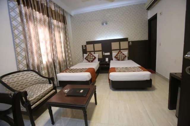 Superior King Room