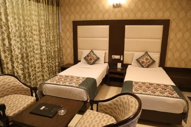 Superior King Room