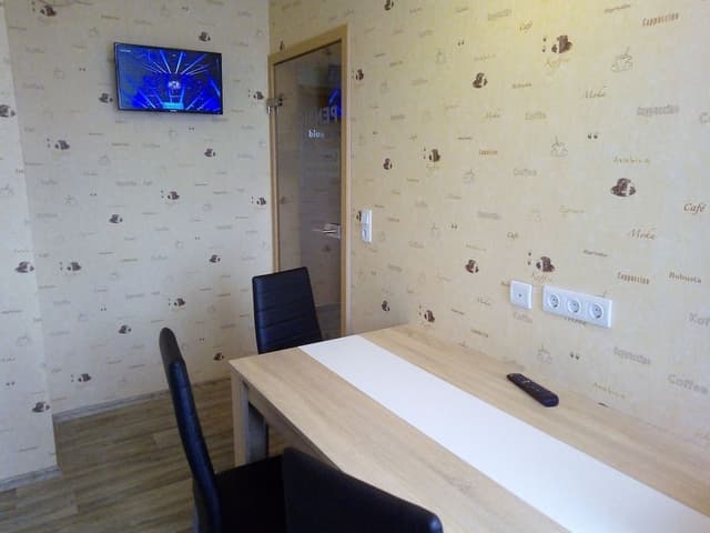 Standard Double Room, Shared Bathroom (1. OG)