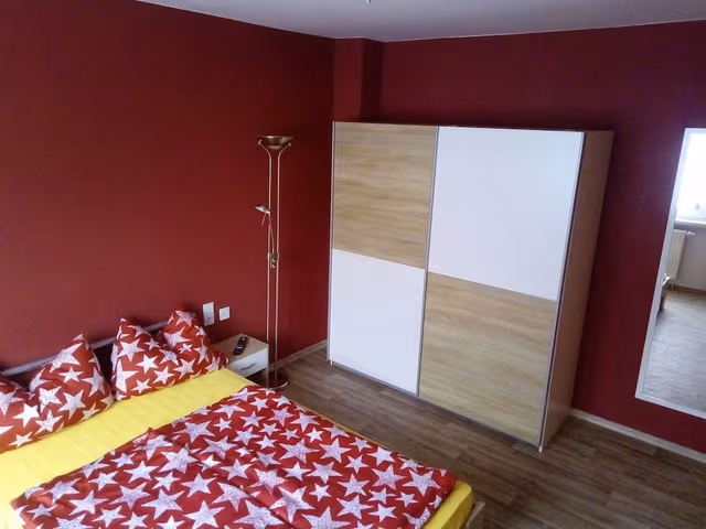 Standard Double Room, Shared Bathroom (1. OG)