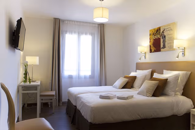Twin Room