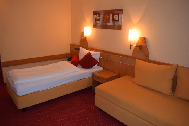 Standard Single Room