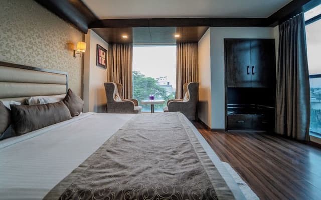 Royal Double Room