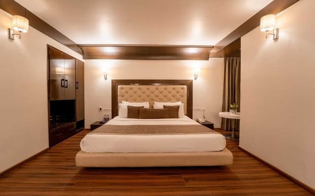 Royal Double Room