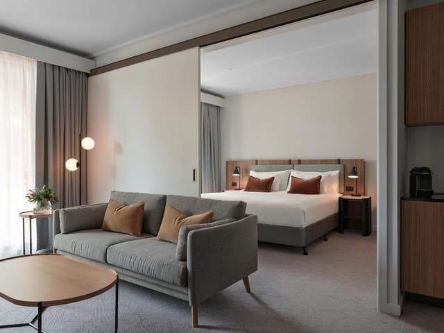 Deluxe Family Suite