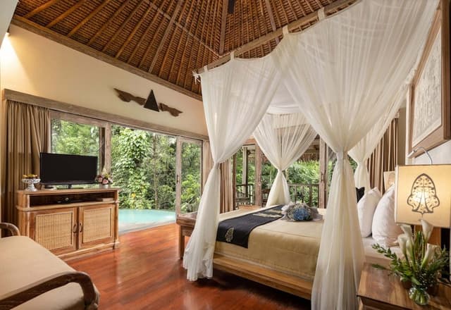 One Bedroom River Edge Villa with Free Benefits