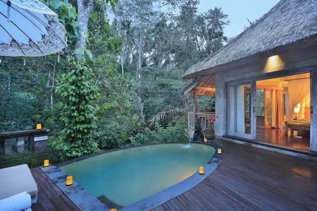 One Bedroom River Edge Villa with Free Benefits