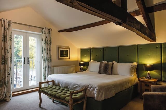 Deluxe Double or Twin Room