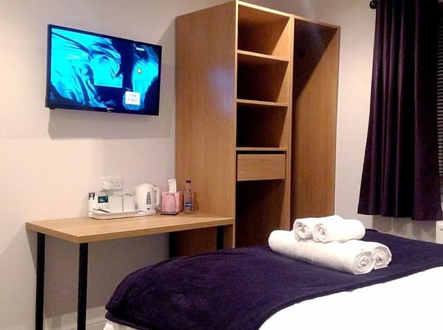 Double Room, Ensuite, Ground Floor