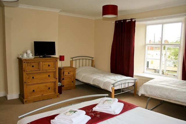 Classic Double Room, Ensuite