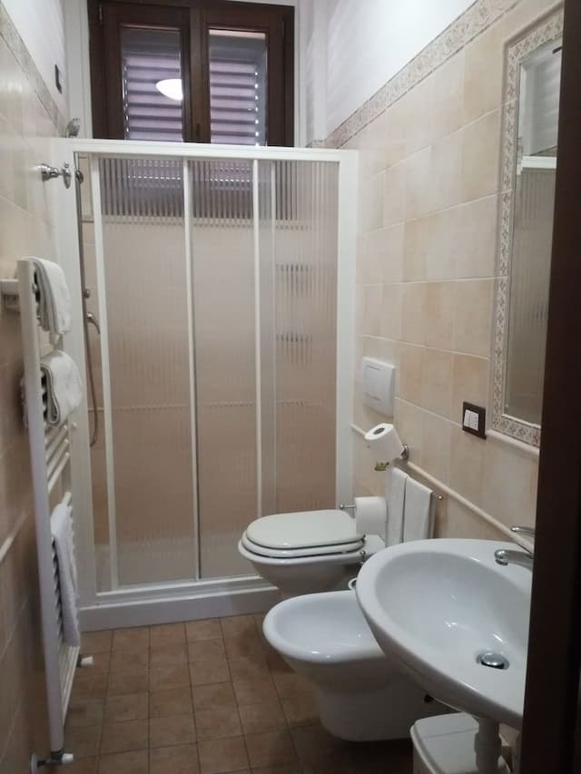 Basic Room, 1 Double Bed, Private Bathroom