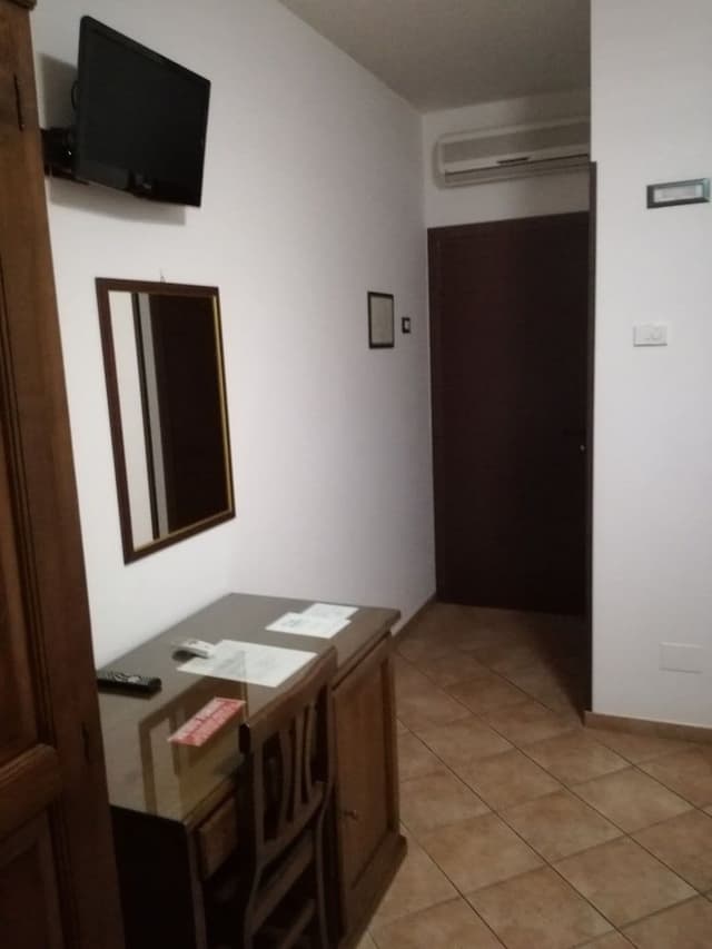 Basic Room, 1 Double Bed, Private Bathroom