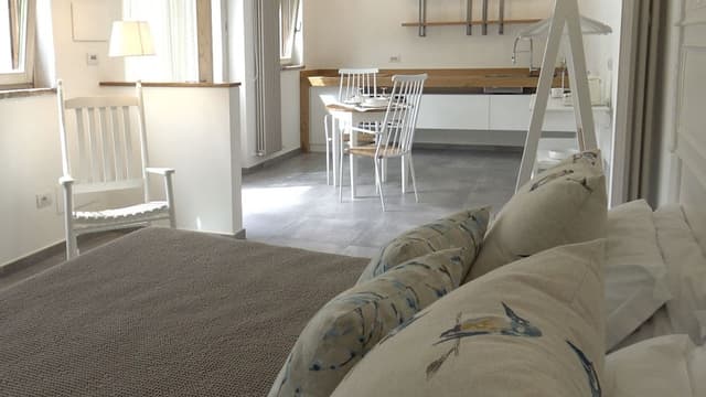 Superior Apartment, Courtyard View, Annex Building (Perlasio)