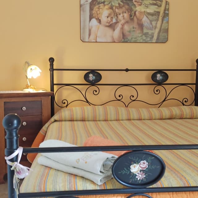 Standard Double Room, Shared Bathroom