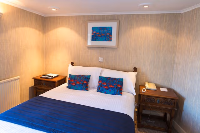 Snug Double Room Sea View, Single Use