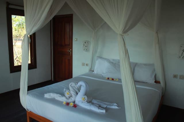 Bungalow, Sea View