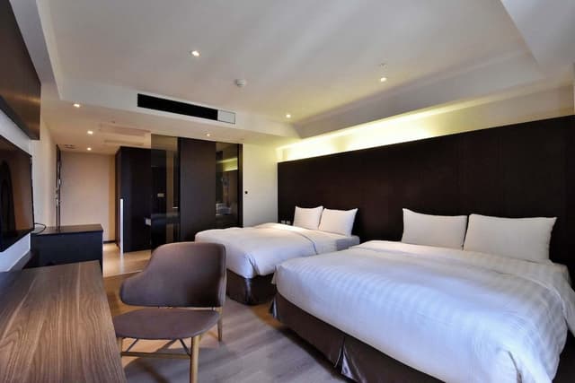 Business Quadruple Room, Non Smoking, Ensuite (Actual room may vary from the photos)