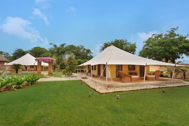 Royal Tent with Private Pool