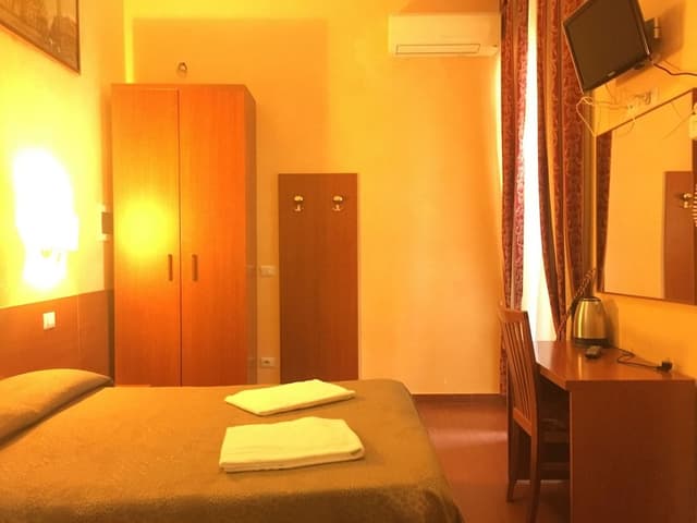 Standard Double or Twin Room, Private Bathroom