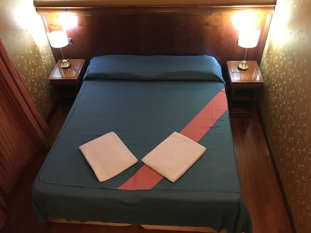 Standard Double or Twin Room, Private Bathroom