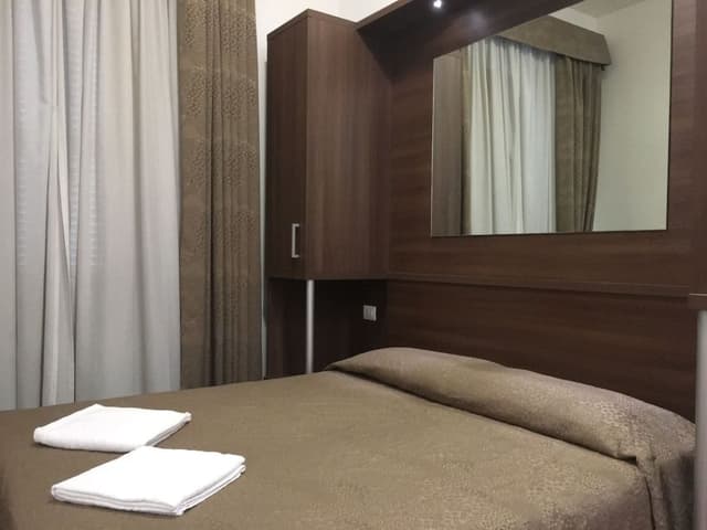 Standard Double or Twin Room, Private Bathroom