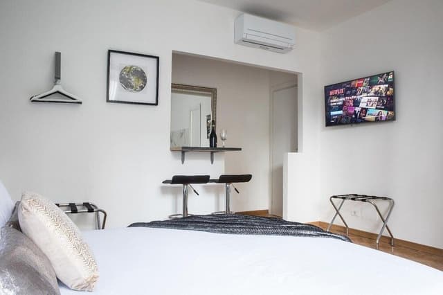 Luxury Suite, Jetted Tub