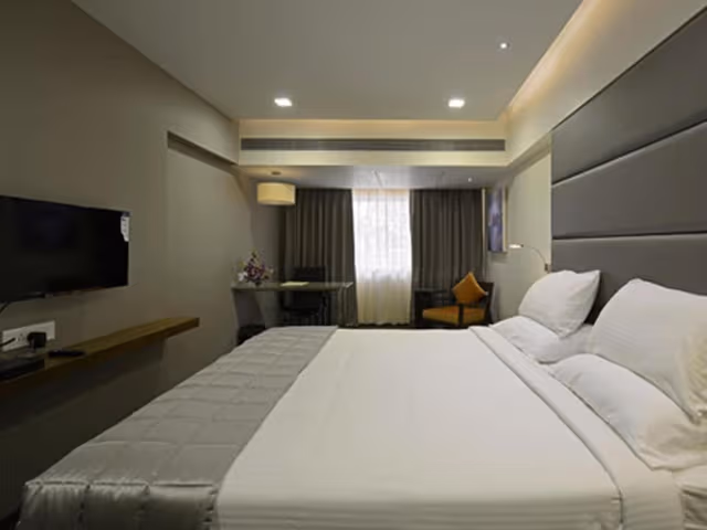 Deluxe Suite