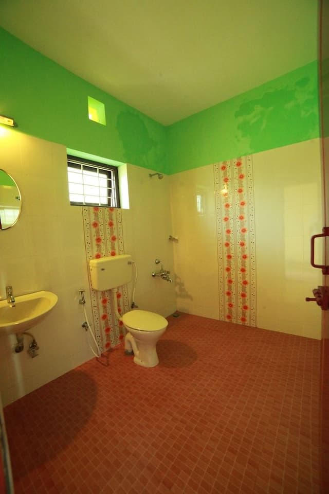 Deluxe Room with Private Balcony