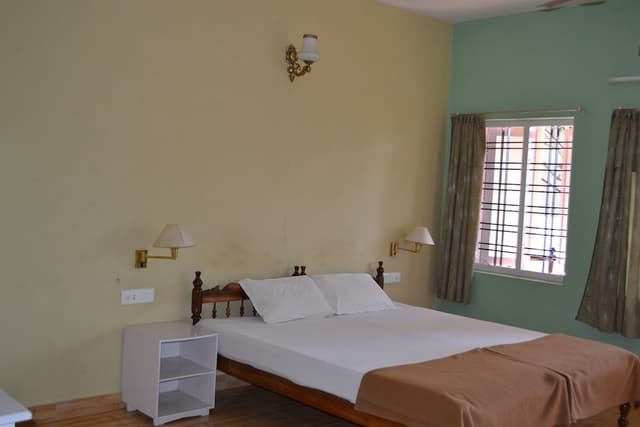Deluxe Room with Private Balcony
