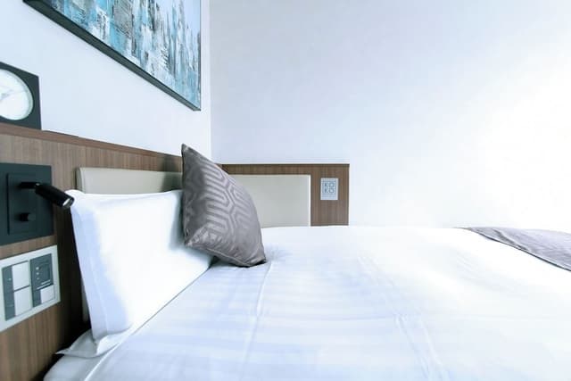Premium Floor Semi Double Room, Non Smoking