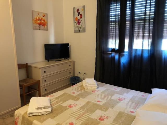 Double Room (Camera 1)