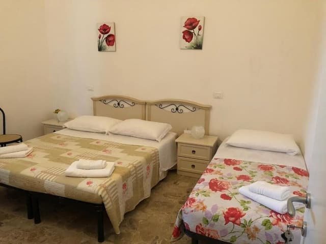 Standard Triple Room, 1 Bedroom, Garden View (Camera 2)