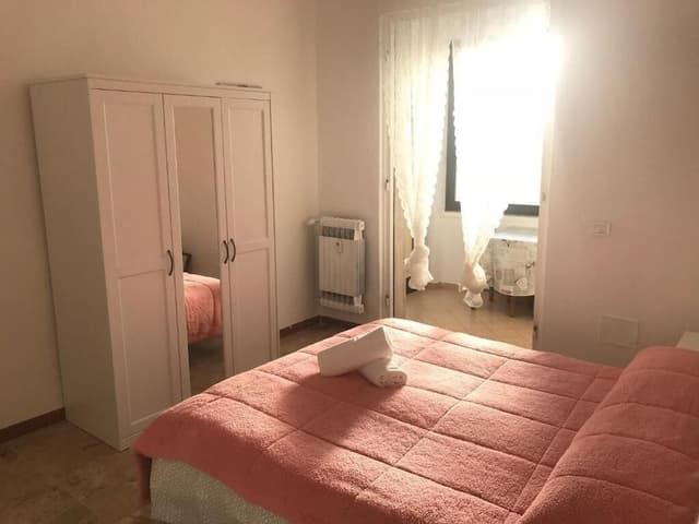 Double Room (Camera 1)