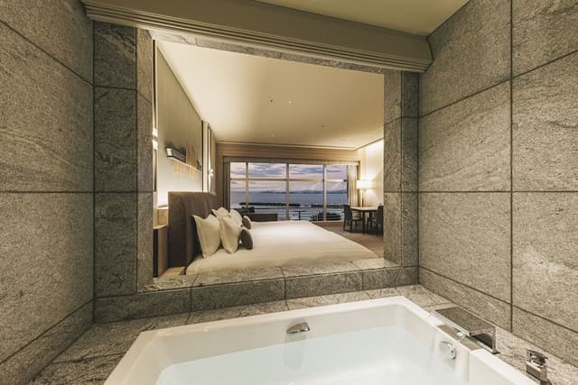 Premium Luxury Twin Room VISTA with Lounge Access [Adult-Only], Non-Smoking