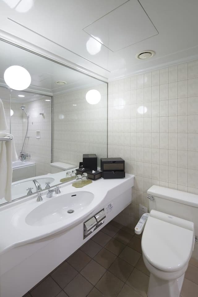 Premium Luxury Twin Room AQUA with Lounge Access [Adult-Only], Non-Smoking