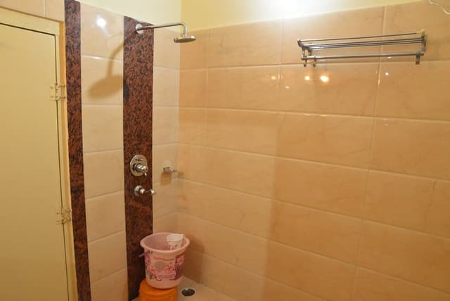 Superior Room, 1 King Bed, City View