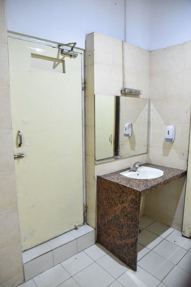 Design Room, 1 Double Bed, City View