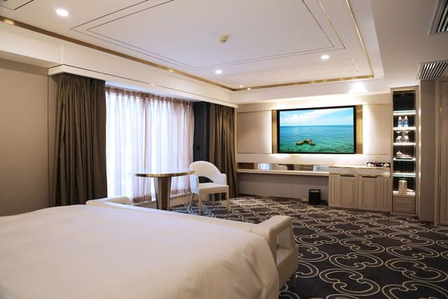 Deluxe Executive Room