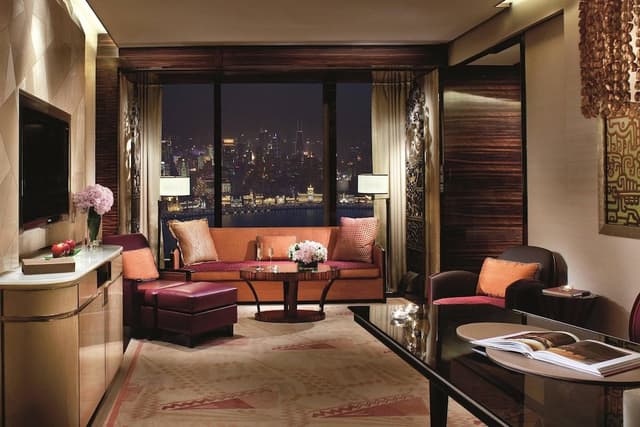 Premier Bund View Suite