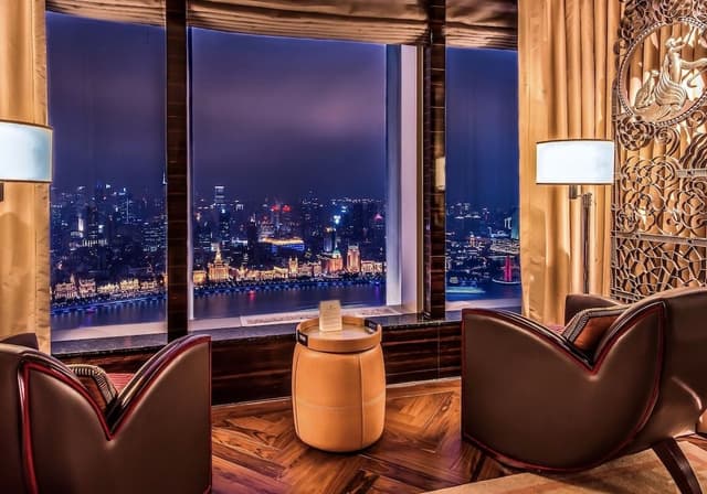 Premier Bund View Suite