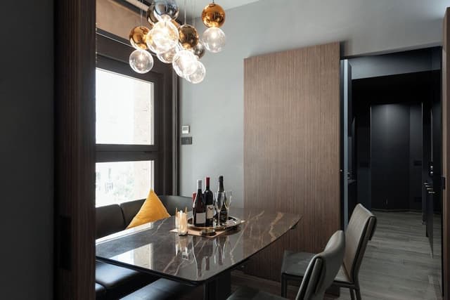 Luxury Apartment, 1 Queen Bed, Private Bathroom (Galleria del Corso 4)