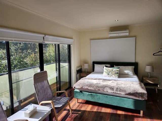 Lilly Pilly Suite - Spa Bath