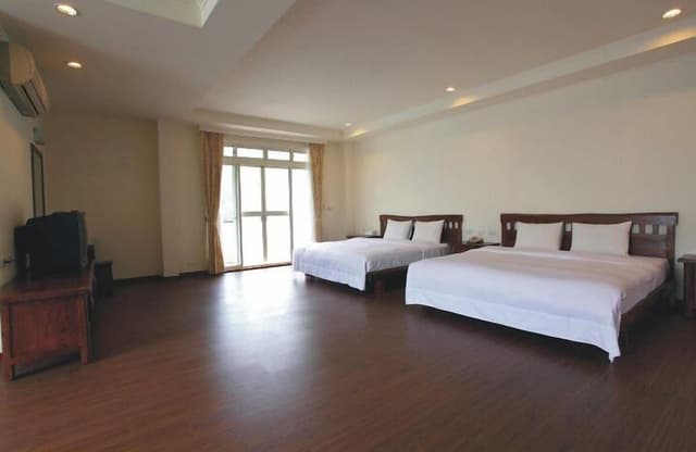 Quadruple Room (View Hot Spring)