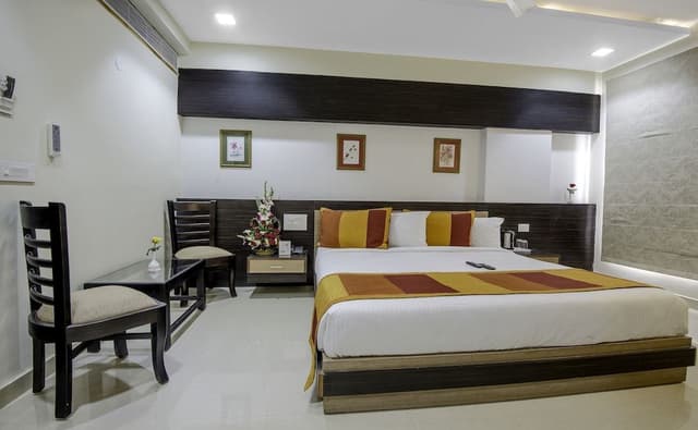 Deluxe Double or Twin Room