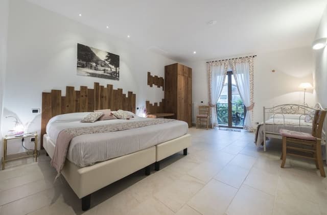 Triple Room, Balcony