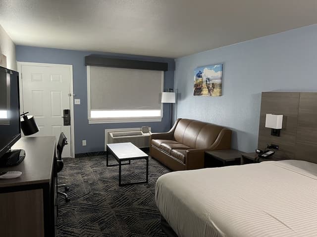 Deluxe Single Room