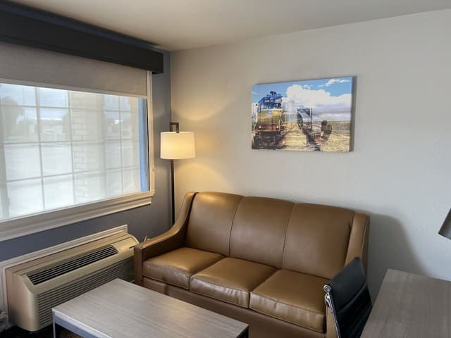 Standard Suite