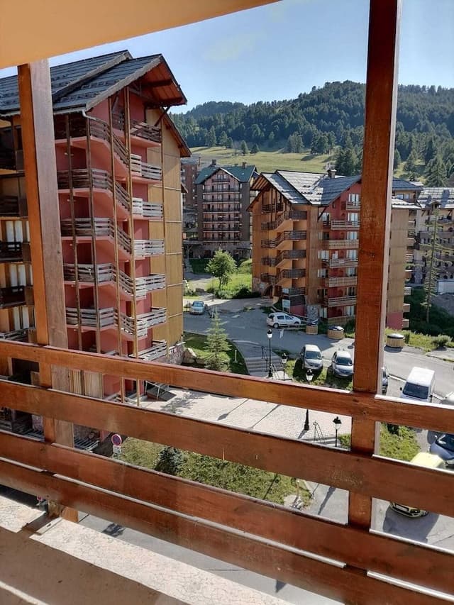 Superior Duplex, 4 Bedrooms, 2 Bathrooms, Mountain View