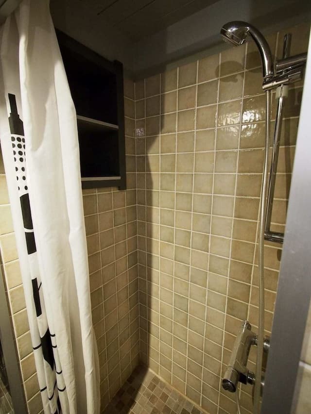 Family Apartment, 1 Bedroom, 2 Bathrooms, Ground Floor